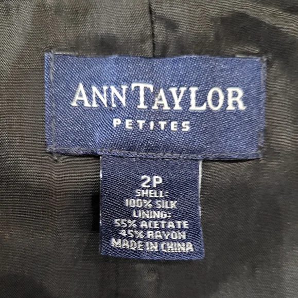 ANN TAYLOR Dress Size 2P 100% Silk in prestige condition - Picture 7 of 7